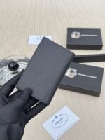 Prada Bags 65 Prada Pattern Unisex Placed or Bag, Be Handheld, Made of Imported Calfskin with Cross Pattern, Pocket Holder, Can Hold Change, 6 Card Slots, Simple and Elegant Fashion Trend Model 2MC101, color as shown in the picture Size 11×7cm, - Image 2