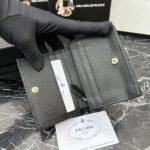 Prada Bags P90 PRADA Official Synchronized New Shipment, Short Clip Hot Item Shipment:✌✌✌ Product Cabinet Special Real Shot [Strong]! Size: Quality Leather: Original Character Ten Pattern Color: Epoxy Gold Triangle Logo Plum Bright Red, Pink, Black, Apricot, Sky Blue, Purple Size 10X9Ⅹ2, Model LM209 - Image 5