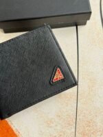 Prada Bags 75PRADA Men's Short Wallet Counter Latest Style, Official Website Synchronization, Genuine Development, Model 2M0513# Color as shown, blue. The blue leather texture is excellent, with threaded lining. Imported white steel hardware accessories feature a complex color-blocking design, making it more fashionable and unique. Dimensions: Length 11cm, Height 9cm - Image 3