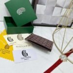 Goyard Bags 65 Goya Saint-Thomas wallet features multiple card slots middle hinge-style bill compartment that can hold banknotes.Its size is suitable for both carrying bag and placing in the pocket of a jacket or pants. Style number: 98662 Color: Wine Red Size: 11cm 2cm x 9cm - Image 3