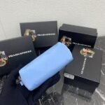 Prada Bags PRADA Official Synchronized New Arrival, Enamel Triangle Metal Logo Zipper Closure Nylon Cosmetic Bag Regular Women's Style✌✌✌ Product Cabinet Special Real Shot [Strong]! Size: Quality Leather: Original Color: Gold Black Silver Buckle, Plum Red, Pink, Sky Blue, Apricot, Green, Lavender Purple, Size 12㎝*3.5㎝*8㎝, model LM217 - Image 5