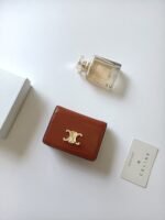 Celine Bags ￥75 Celine Classic Business Holder, Large Cowhide Interior with Smooth Microfiber CANVAS Logo Print, gold Trim TRIOMPHE Metal Snap Closure, Zipper Coin 5 Card Slots, Banknote Pocket, 1 Flat Pocket No.: 10K623 Size:11 9 X 3cm - Image 2