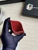 Prada Bags 55 Prada Hot-Selling Holder Unisex Small Holder, Black, Model 1MC025, Diagonal Triangle, Cross Pattern Cowhide, 6 Card Slots ➕ A middle compartment that can hold multiple cards and small change, size 11.2×8.5cm, actual product photo, see is what you get - Image 5