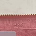 Prada Bags P95 PRADA, Small Zipper Wallet Classic Work, Simple Fashion, Italian Top Grade Original Single Cross Grain Cowhide Leather Texture Excellent, Imported Threaded Lining White Steel Metal Hardware Accessories! Evenly Neat Stitching, Exquisite Workmanship Size: 19x10x2.5, Color: Assorted Plum Bright Red, Blue, Black, Pink, Number: ML201 - Image 8