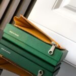 Goyard Bags P55 The Bourbon Zipper Card Holder combines lightweight functionality with 3 card slots, patch pocket, and a zippered for secure coin storage.Its compact shape allows it to easily fit into your pocket or bag. 12.5 1 x 8.4 cm 3321-yellow - Image 6