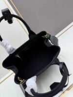 Prada Bags Batch 280 Product Launch*+2025 Summer Linen Blend Tote Bag Leather Small size Elegant fashionable summer vacation style Crafted from linen-blend fabric Paired a double wristband Embossed front signature letter logo Super practical tote bag design Comes detachable leather key ring Simple and exquisite large capacity inside, extremely useful It's simply amazing Fashionable Trendsetter's New Favorite Perfect details comparable to brick cabinets, super awesome with 5-star reviews Size: 25*19*15cm Model: 1BD678 - Image 7