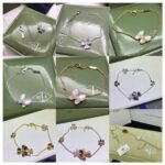 Van Cleef &Arpels  Bracelet 22-30