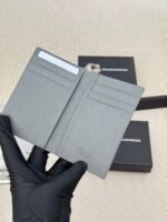 Prada Bags 65 Prada Pattern Unisex Placed or Bag, Be Handheld, Made of Imported Calfskin with Cross Pattern, Pocket Holder, Can Hold Change, 6 Card Slots, Simple and Elegant Fashion Trend Model 2MC101, color as shown in the picture Size 11×7cm, - Image 5