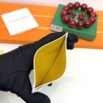 Goyard Bags 45 Goya Saint-Sulpice card holder has and small design, with middle that can store cards, documents, folded banknotes.The compact design fits perfectly into the pocket of a jacket or pants. Style number: G5122 Color: Black, Orange, Bright Red, Sky Yellow, White, Green, Maroon, Sapphire Blue, Gray Size: 10.5cm 0.2cm x 7cm - Image 8