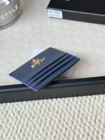 Prada Bags 55prada Hot-Selling Holder Unisex Small Card Holder, Black, Model 1MC025 Loose Characters Triangle Wheat Series Nine Colors Made of cross-grain cowhide, 6 card slots➕A middle compartment that can hold multiple cards and small change, size 11.2×8.5cm, actual product photo, see is what you get - Image 4