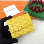 Goyard Bags The G513 Marigny Coin Purse is perfect storing small change. It features snap closure, compartment coins, a slot for cards and banknotes.Size: 8.5*2*10cm. Color: Yellow - Image 2