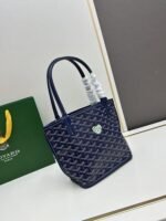 Goyard Bags Size 205 Counter Version Upgraded Version❤Goyard has undergone multiple studies improvements, enhancing fabrics offering comprehensive exclusive customization™Just continuously meet requirements our customers base fabric custom high-quality rain dew linen consistent coated glossy gum aldehyde [clever] texture comparable ZP, achieving a feeling like light yet matte. leather top-grain South African tumbled grain leather, flexible non-irritating to touch. The hardware is made of pure steel with symmetrical patterns and colors, no color difference. Details can be seen in the pictures Small size: Bag opening 28cm, 20* height 19* bottom width 10cm - Image 2