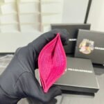 Prada Bags PRADA Best-Selling Genuine Leather Card Holder [Heart] Latest Style from the Counter, Official Website Synchronized, Authentic Development Internal Code 224, OEM Code, Cross Pattern Cowhide with Excellent Texture, Imported Threaded Lining, and Uniform Stitching, Smooth Oil Edge, Exquisite Workmanship, Size: Length 10cm Height 8cm, Color: Epoxy Gold, Black, Bright Plum Red, Pink, Blue Sky Blue, Apricot, Purple, Number: ML206 - Image 7