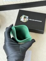 Prada Bags 55prada Hot-Selling Holder Unisex Small Card Holder, Black, Model 1MC025 Loose Characters Triangle Wheat Series Nine Colors Made of cross-grain cowhide, 6 card slots➕A middle compartment that can hold multiple cards and small change, size 11.2×8.5cm, actual product photo, see is what you get - Image 5