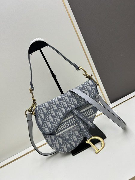 45fd7969c3cd4bdf9ad007279981e4e8.jpg Dior Bags - Image 1