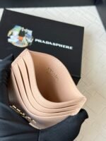 Prada Bags Prada Hot-Selling Holder Unisex Small Card Holder, Black, Model 1MC025, Loose Characters, Triangle Wheat Series, Nine Colors Made of cross-grain cowhide, 6 card slots ➕ A middle compartment that can hold multiple cards and cash, size 11.2×8.5cm, actual product photo, see is what you get - Image 6