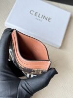Celine Bags 50CELINE.TRIOMPHE Logo Printed Card Holder/2024 Small Race Coated canvas, sheepskin leather edging 2 pieces are stuck 1 flat bag No.: 10B702 Size: w10.5×7cm - Image 6