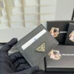 Prada Bags P50 PRADA Popular Genuine Leather Card Holder [Heart] Latest Style from Counter, Synchronized the Official Website, Authentic with Internal Code 224, Cross Pattern Cowhide Texture, Imported Threaded Lining, and Even Stitching, Smooth Oil Edge, Exquisite Workmanship, Size: Length 10cm Height 8cm, Color: Epoxy Gold, Black, Bright Plum Red, Pink, Blue Sky Blue, Apricot, Purple, Number: ML206 - Image 2