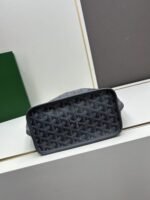 Goyard Bags Size 205 Counter Version Upgraded Version❤Goyard has undergone multiple studies improvements, enhancing fabrics offering comprehensive exclusive customization™Just continuously meet requirements our customers base fabric custom high-quality rain dew linen consistent coated glossy gum aldehyde [clever] texture comparable ZP, achieving a feeling like light yet matte. leather top-grain South African tumbled grain leather, flexible non-irritating to touch. The hardware is made of pure steel with symmetrical patterns and colors, no color difference. Details can be seen in the pictures Small size: Bag opening 28cm, 20* height 19* bottom width 10cm - Image 5