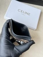 Celine Bags 50CELINE.TRIOMPHE Logo Printed Card Holder/2024 Small Race Coated canvas, sheepskin leather edging 2 pieces are stuck 1 flat bag No.: 10B702 Size: w10.5×7cm - Image 5