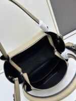 Prada Bags 360 Counter Edition - Upgraded Large Version New Double Shoulder Strap This double strap is made of imported deerskin pattern cowhide, designed two interchangeable adjustable long shoulder straps.The fabric ribbon cowhide match perfectly; it's versatile for different occasions outfits. It has large capacity space with many compartments feels super soft. Hurry up and get it! Style number: 66206 Dimensions: Length 32x Height 26x Base 13cm - Image 7