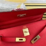 Hermes Bags Bulk 350, Medium 340, Small 330 Upgraded Hermes Kelly Bag Original Version New Leather Texture 7 Colors Available Gold Buckle Three Sizes 25cm 28cm 32cm Fine Grain Calfskin, Imported Alloy Hardware, Logo Matching, Inner Goat Grain, Top Craftsmanship, Quality and Workmanship - Image 7