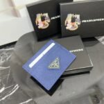 Prada Bags P50 PRADA Popular Genuine Leather Card Holder [Heart] Latest Style from Counter, Synchronized the Official Website, Authentic with Internal Code 224, Cross Pattern Cowhide Texture, Imported Threaded Lining, and Even Stitching, Smooth Oil Edge, Exquisite Workmanship, Size: Length 10cm Height 8cm, Color: Epoxy Gold, Black, Bright Plum Red, Pink, Blue Sky Blue, Apricot, Purple, Number: ML206 - Image 9