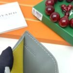 Goyard Bags The G513 Marigny Coin Purse is perfect storing small change. It features snap closure, compartment coins, a slot for cards and banknotes.Size: 8.5*2*10cm. Color: Gray - Image 9