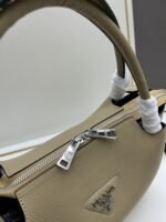 Prada Bags 360 Counter Edition - Upgraded Large Version New Double Shoulder Strap This double strap is made of imported deerskin pattern cowhide, designed two interchangeable adjustable long shoulder straps.The fabric ribbon cowhide match perfectly; it's versatile for different occasions outfits. It has large capacity space with many compartments feels super soft. Hurry up and get it! Style number: 66206 Dimensions: Length 32x Height 26x Base 13cm - Image 6