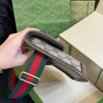 Gucci Bags 400 original leather Model 493930 Dimensions 24x16.5x4cm Tiger Head Waist Bag This gives feeling it's finally time classics after playing around patterns enough, paired with classic color strap Unlike previous autumn winter bags that felt bulky A lightweight waist bag/crossbody bag Wear casually over a hoodie or roll it up to hold in your hand The rate of return investment very high when going out, and the promotion on Xiaohongshu is extremely effective! - Image 3