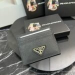 Prada Bags P50 PRADA Popular Genuine Leather Card Holder [Heart] Latest Style from Counter, Synchronized the Official Website, Authentic with Internal Code 224, Cross Pattern Cowhide Texture, Imported Threaded Lining, and Even Stitching, Smooth Oil Edge, Exquisite Workmanship, Size: Length 10cm Height 8cm, Color: Epoxy Gold, Black, Bright Plum Red, Pink, Blue Sky Blue, Apricot, Purple, Number: ML206 - Image 8