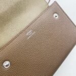 Hermes Bags Hermes new nap bags165 Made of Togo calfskin Lacquered Palladium Plated Saddle Stud Snap Adjustable strap be worn on the shoulder or crossbody - Can store a phone Dimensions: Length 18.5 Width 11.5 × Thickness 4.5cm Model: 363 Lychee Pattern - Image 7