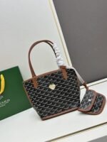 Goyard Bags Size 205 Counter Version Upgraded Version❤Goyard has undergone multiple studies improvements, enhancing fabrics offering comprehensive exclusive customization™Just continuously meet requirements our customers base fabric custom high-quality rain dew linen consistent coated glossy gum aldehyde [clever] texture comparable ZP, achieving a feeling like light yet matte. leather top-grain South African tumbled grain leather, flexible non-irritating to touch. The hardware is made of pure steel with symmetrical patterns and colors, no color difference. Details can be seen in the pictures Small size: Bag opening 28cm, 20* height 19* bottom width 10cm