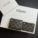 Celine Bags  80 Top Quality Arc de Triomphe Wallet 2-in-1 Full Calfskin Split Non-Super Migratory ‼ Celine New Glossy Cow Leather Short Coin Purse❤ TRIOMPHE metallic snap buttons Small enhance taste, classic popular models High aesthetic value practicality, compact portable, one everyone All kinds of bank cards and ID documents are easily misplaced No worries about not finding it, essential daily items 5 slots, banknote slot, 1 detachable card pocket It's true that small things have all the necessary components~ The wallet can be used long time without any loss Premium packaging makes it more honorable to give as a gift, go for it! Model: 10l653DS3 / 16332 /10I653 Size: 9.5×7.5×3cm - Image 4