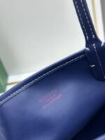 Goyard Bags Size 205 Counter Version Upgraded Version❤Goyard has undergone multiple studies improvements, enhancing fabrics offering comprehensive exclusive customization™Just continuously meet requirements our customers base fabric custom high-quality rain dew linen consistent coated glossy gum aldehyde [clever] texture comparable ZP, achieving a feeling like light yet matte. leather top-grain South African tumbled grain leather, flexible non-irritating to touch. The hardware is made of pure steel with symmetrical patterns and colors, no color difference. Details can be seen in the pictures Small size: Bag opening 28cm, 20* height 19* bottom width 10cm - Image 7