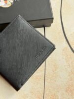 Prada Bags 75PRADA Men's Short Wallet Counter Latest Style, Official Website Synchronization, Genuine Development, Model 2M0513# Color as shown, blue. The blue leather texture is excellent, with threaded lining. Imported white steel hardware accessories feature a complex color-blocking design, making it more fashionable and unique. Dimensions: Length 11cm, Height 9cm - Image 3