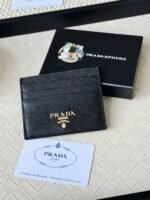 Prada Bags 55prada Hot-Selling Holder Unisex Small Card Holder, Black, Model 1MC025 Loose Characters Triangle Wheat Series Nine Colors Made of cross-grain cowhide, 6 card slots ➕ A middle compartment that can hold multiple cards and small change, size 11.2×8.5cm, actual product photo, see is what you get - Image 3