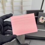 Prada Bags P50 PRADA Popular Genuine Leather Card Holder [Heart] Latest Style from Counter, Synchronized the Official Website, Authentic with Internal Code 224, Cross Pattern Cowhide Texture, Imported Threaded Lining, and Even Stitching, Smooth Oil Edge, Exquisite Workmanship, Size: Length 10cm Height 8cm, Color: Epoxy Gold, Black, Bright Plum Red, Pink, Blue Sky Blue, Apricot, Purple, Number: ML206 - Image 3