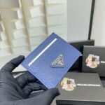 Prada Bags P50 PRADA Popular Genuine Leather Card Holder [Heart] Latest Style from Counter, Synchronized the Official Website, Authentic with Internal Code 224, Cross Pattern Cowhide Texture, Imported Threaded Lining, and Even Stitching, Smooth Oil Edge, Exquisite Workmanship, Size: Length 10cm Height 8cm, Color: Epoxy Gold, Black, Bright Plum Red, Pink, Blue Sky Blue, Apricot, Purple, Number: ML206 - Image 2