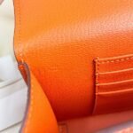 Hermes Bags Hermes new nap bags165 Made of Togo calfskin Lacquered Palladium Plated Saddle Stud Snap Adjustable strap be worn on the shoulder or crossbody - Can store a phone Dimensions: Length 18.5 Width 11.5 × Thickness 4.5cm Model: 363 Lychee Pattern - Image 9