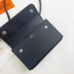 Hermes Bags Hermes new nap bags165 Made of Togo calfskin Lacquered Palladium Plated Saddle Stud Snap Adjustable strap be worn on the shoulder or crossbody - Can store a phone Dimensions: Length 18.5 Width 11.5 × Thickness 4.5cm Model: 363 Lychee Pattern - Image 7