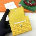 Goyard Bags The G513 Marigny Coin Purse is perfect storing small change. It features snap closure, compartment coins, a slot for cards and banknotes.Size: 8.5*2*10cm. Color: Yellow - Image 8