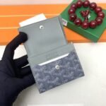 Goyard Bags The G513 Marigny Coin Purse is perfect storing small change. It features snap closure, compartment coins, a slot for cards and banknotes.Size: 8.5*2*10cm. Color: Gray - Image 6