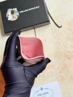 Prada Bags 60 Prada Classic Women's Clip Official Store Step, Type No. 1MC025 Triangle Wheat Cable Routing Do Exquisite craftsmanship Perfect cross-grain cowhide, this Style Saffiano leather Card Holder With Sex Coated Lang Metal Decal Set , Start Ingenious Wonderful Idea Of Fashionable Travel. Decor There is one Same color ‎ engraved Logo Highlight, Emphasize Craftsmanship Quality Standard ‌ Length 10cm high ​ 8cm - Image 5