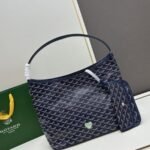 Goyard Bags 240 Underarm Counter Edition - Goyard "58%" Bohème Hobo Bag epitome of lightweight, flexible, and secure design, thanks zipper closure.Due to its wide handle, it is very comfortable as shoulder bag.It also features the iconic detachable pouch that can be closed with a snap button. Size: 27 15 x 42 cm Goyardine & Chevroches
