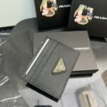 Prada Bags P50 PRADA Popular Genuine Leather Card Holder [Heart] Latest Style from Counter, Synchronized the Official Website, Authentic with Internal Code 224, Cross Pattern Cowhide Texture, Imported Threaded Lining, and Even Stitching, Smooth Oil Edge, Exquisite Workmanship, Size: Length 10cm Height 8cm, Color: Epoxy Gold, Black, Bright Plum Red, Pink, Blue Sky Blue, Apricot, Purple, Number: ML206 - Image 9