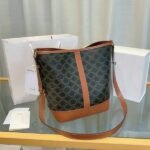 Celine Bags  160 Upgraded Original Version Celine Presbyopic Shipped# Stunning Old Flower Series, TRIOMPHE CANVAS NANO Logo Printed Bucket Bag, Faux Leather/Cow Leather, Fabric Lining, Crossbody and Shoulder Carrying, Snap Button Closure, Adjustable Leather Strap, Perfect for Winter with Coat, Large Capacity, Lightweight, Wear-resistant, Waterproof, Not Easy to Scratch, Super Nice Model: C191132 Size: 35x27x18cm - Image 3