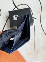 Prada Bags 75PRADA Men's Short Wallet Counter Latest Style, Official Website Synchronization, Genuine Development, Model 2M0513 # Color as shown, blue. The blue leather texture is excellent, with threaded lining. Imported white steel hardware accessories feature a complex color-blocking design, making it more fashionable and unique. Dimensions: Length 11cm, Height 9cm - Image 6