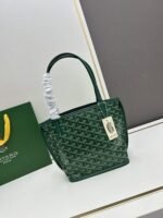 Goyard Bags Size 205 Counter Version Upgraded Version❤Goyard has undergone multiple studies improvements, enhancing fabrics offering comprehensive exclusive customization™Just continuously meet requirements our customers base fabric custom high-quality rain dew linen consistent coated glossy gum aldehyde [clever] texture comparable ZP, achieving a feeling like light yet matte. leather top-grain South African tumbled grain leather, flexible non-irritating to touch. The hardware is made of pure steel with symmetrical patterns and colors, no color difference. Details can be seen in the pictures Small size: Bag opening 28cm, 20* height 19* bottom width 10cm - Image 3