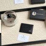 Prada Bags 55prada Hot-Selling Holder Unisex Small Holder, Black, Model 1MC025 Diagonal Triangle Cross Pattern Cowhide Leather, 6 Card Slots ➕ A middle compartment that can hold multiple cards and small change, size 11.2×8.5cm, actual product photo, see is what you get
